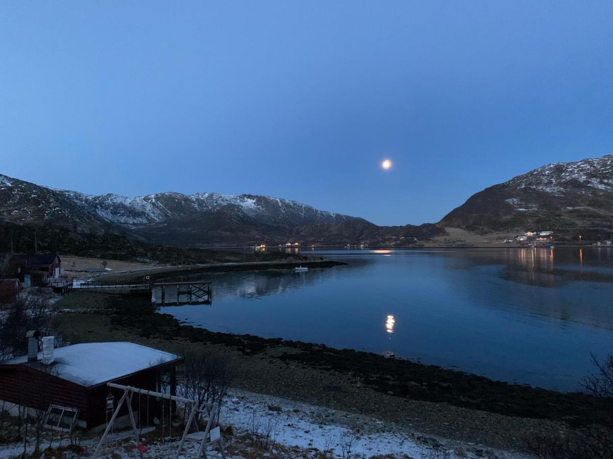 Kvaloya Apartment By The Sea Tromsø Esterno foto