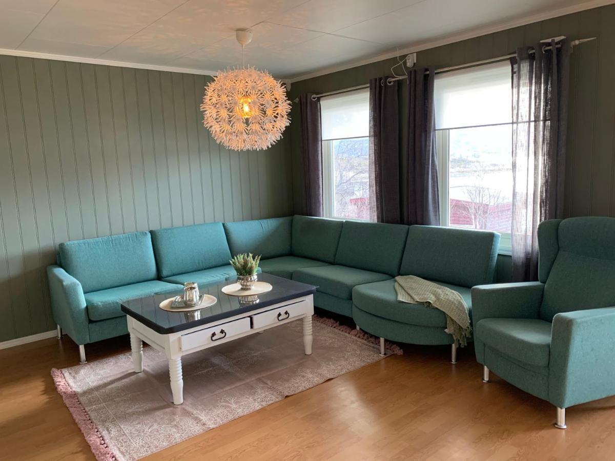 Kvaloya Apartment By The Sea Tromsø Esterno foto